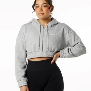 Alphalete Capital Crop Hoodie